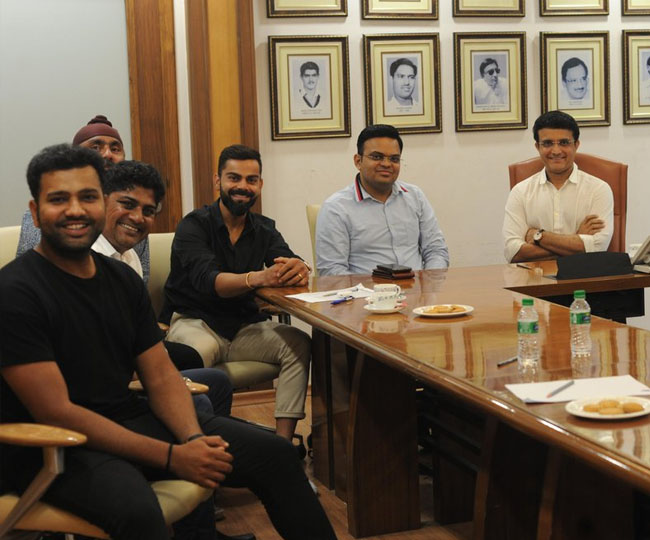 BCCI अध्यक्ष के तौर पर सौरव गांगुली का कार्यकाल खत्म, फिर भी ‘दादा’ हैं बोर्ड के बॉस BCCI अध्यक्ष के तौर पर सौरव गांगुली का कार्यकाल खत्म, फिर भी ‘दादा’ हैं बोर्ड के बॉस