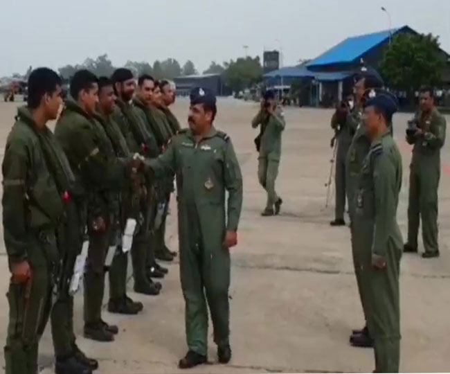 Rafale Jet in India – Happy Landing in Ambala – Welcomed by Water Salute