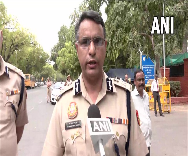 दिल्ली पुलिस के स्पेशल सीपी का बयान