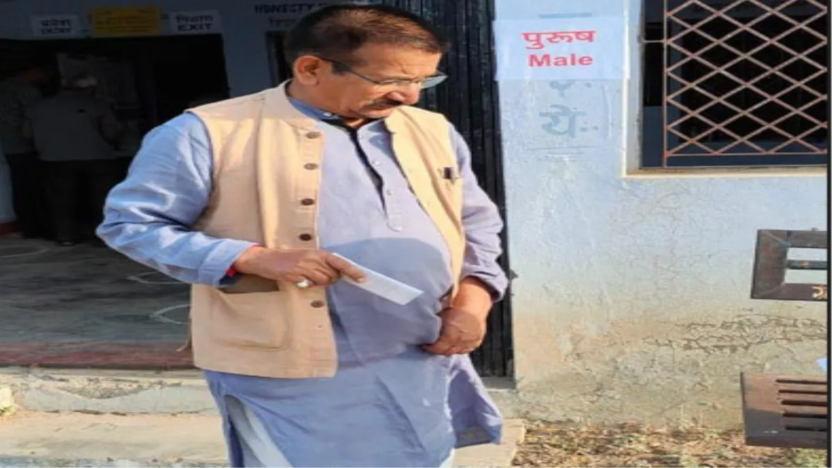 Uttarakhand Election 2024 Voting Live: विधायक किशोर उपाध्याय ने किया मतदान