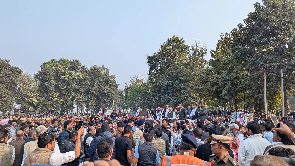 Om Prakash Chautala Funeral LIVE: अंतिम संस्कार के लिए ले जाया गया पार्थिव शरीर