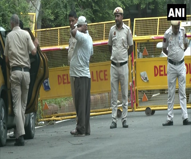 दिल्ली पुलिस ने ट्रैफिक एडवाइजरी जारी की