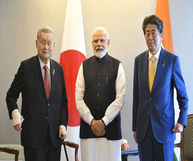 पीएम मोदी ने की जापान के पूर्व प्रधानमंत्रियों से मुलाकात