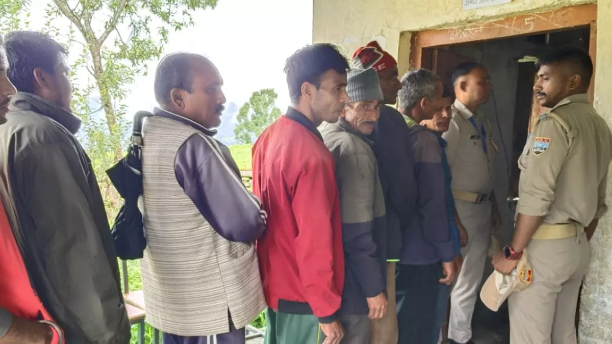 Uttarakhand Panchayat Chunav LIVE: कुमाऊं के सभी छह जिलों में मतदान शांतिपूर्ण