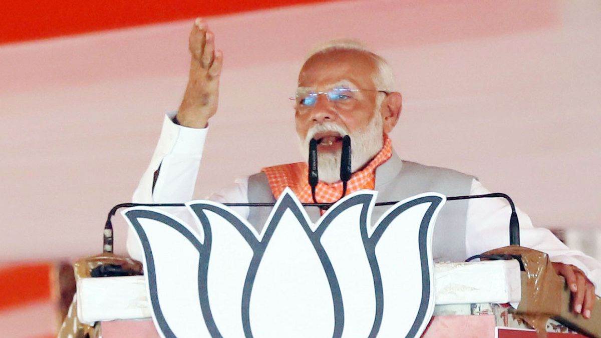 नरेंद्र मोदी