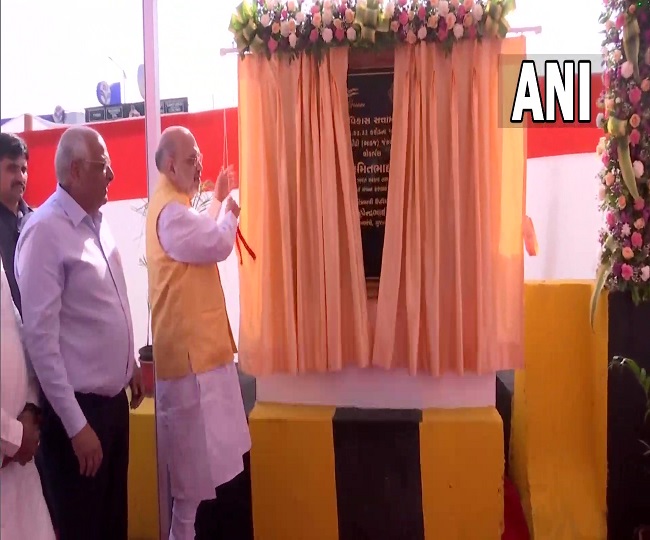 अमित शाह ने किया ओवरब्रिज का उद्घाटन