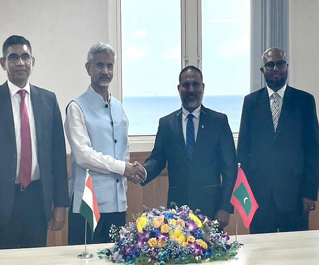 मालदीव के गृह मंत्री इमरान अब्दुल्ला से मिले विदेश मंत्री