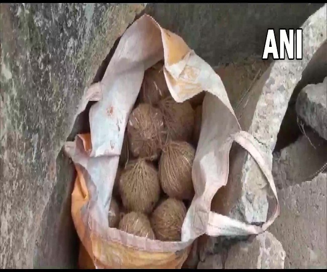 बीरभूम जिले में बरामद हुए कच्चे बम