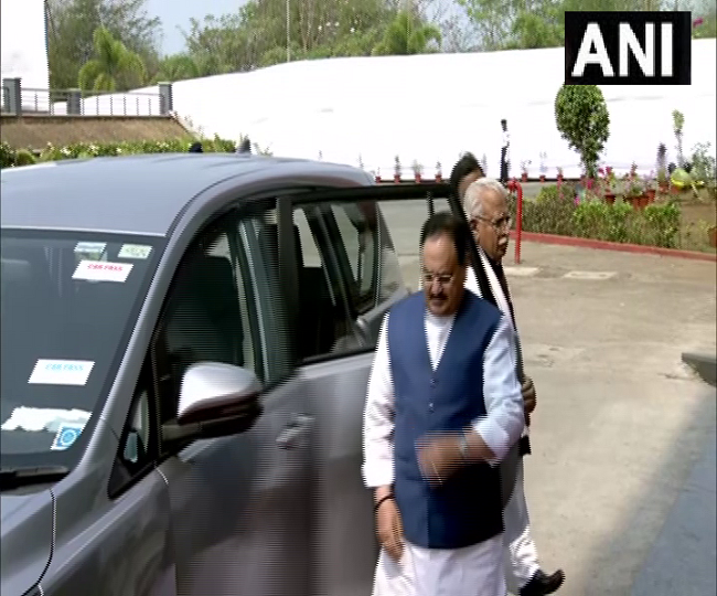 प्रमोद सावंत के शपथ ग्रहण में शामिल होने पहुंचे जेपी नड्डा