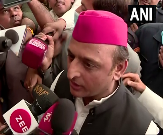 सरकार की जवाबदेही के लिए विपक्ष काम करेगा- अखिलेश