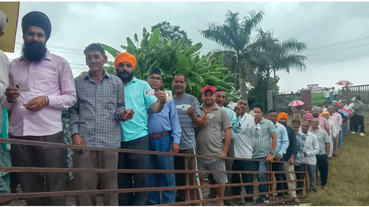 Uttarakhand Panchayat Chunav LIVE:मतदान के लिए उत्त्साह