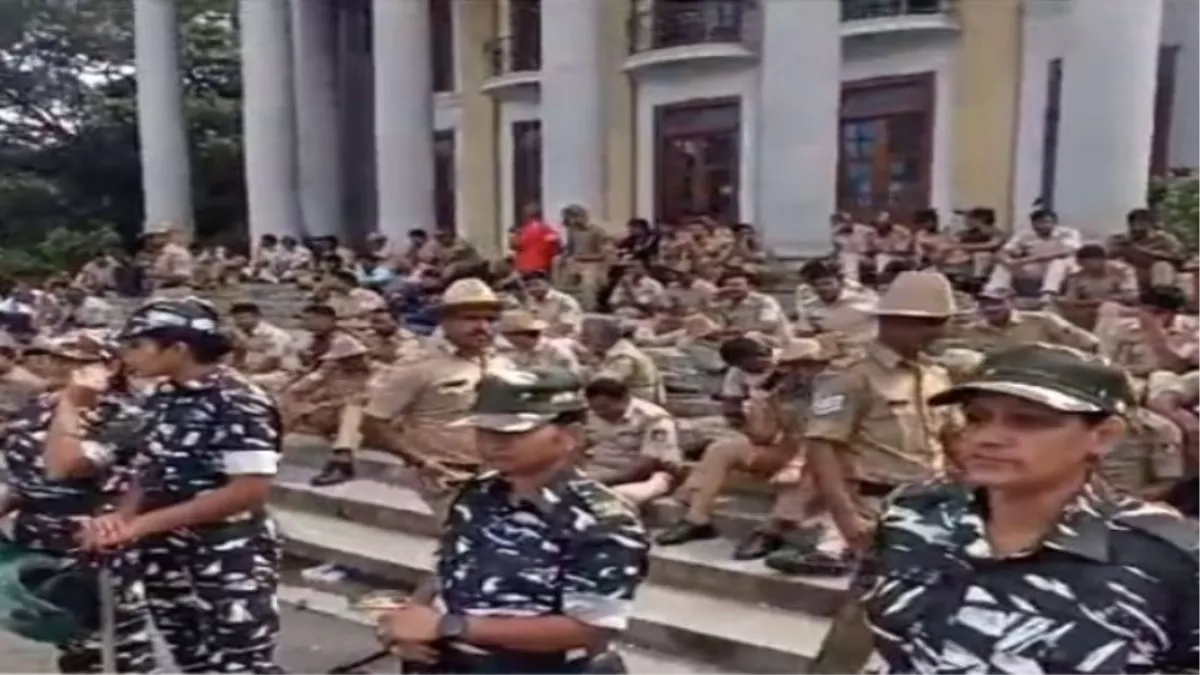 Karnataka Bandh Today: बेंगलुरु में भारी संख्या में CRP और पुलिस बल तैनात