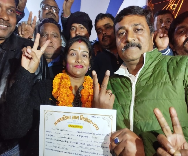 पटना की उपमहापौर बनीं रश्मि चंद्रवंशी