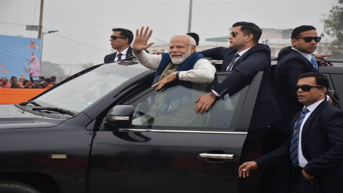 PM Modi Road Show Photos