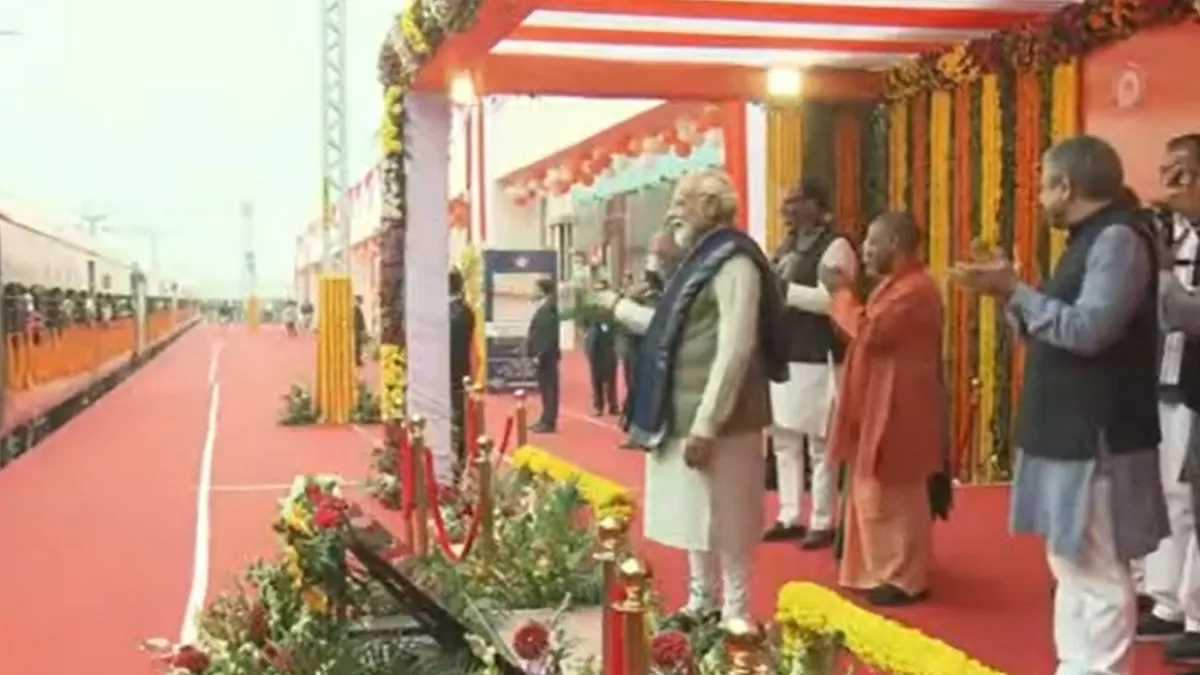 PM Modi Amrit Bharat Train 