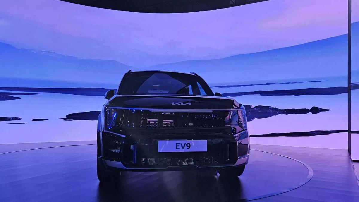 KIA EV9 Launch LIVE: किआ के कार्यक्रम में दिखी EV9 SUV