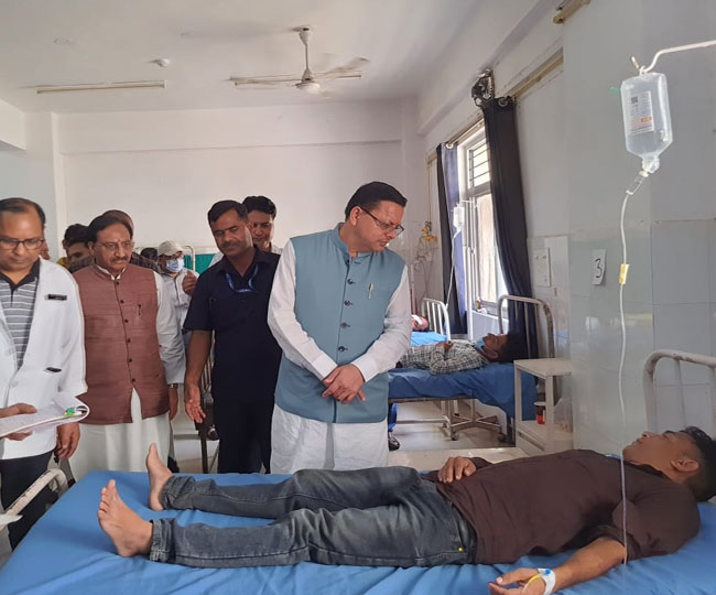 कोटद्वार हॉस्पिटल पहुंचे मुख्यमंत्री पुष्कर सिंंह धामी