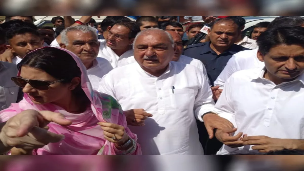 Haryana Vidhan Sabha election Live: भूपेंद्र हुड्डा ने परिवार संग किया मतदान