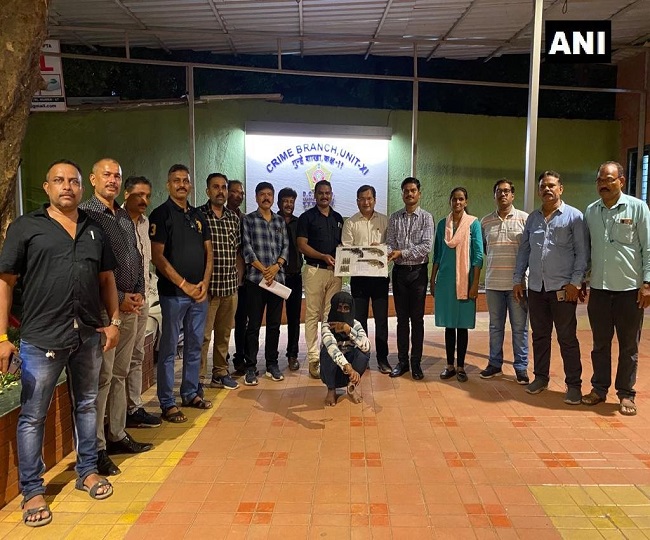 मुंबई क्राइम ब्रांच ने एक व्यक्ति को पकड़ा