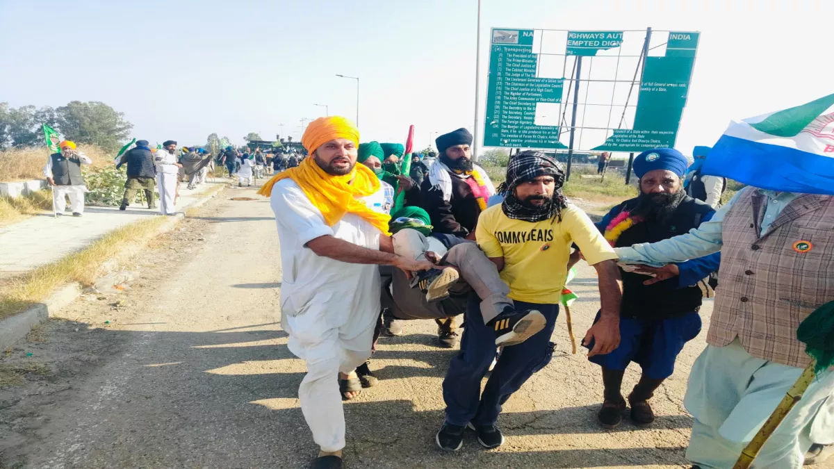 प्लास्टिक की गोली लगने से किसान घायल