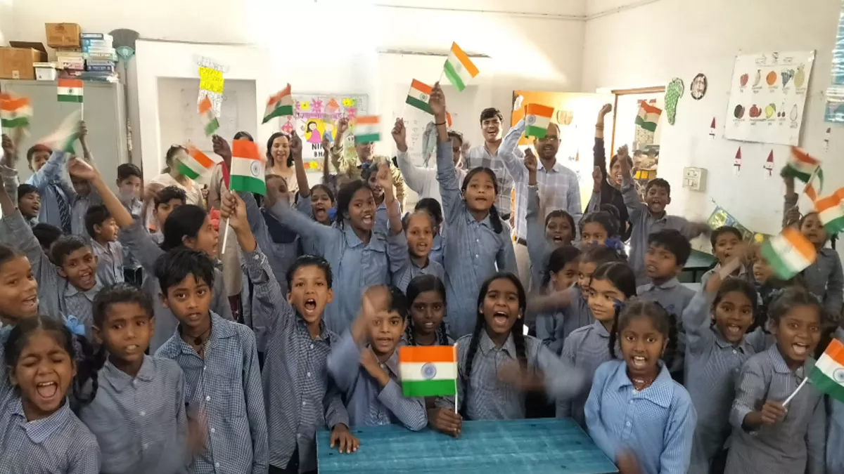 Operation Sindoor Live: स्कूलों में मनाया गया जश्न