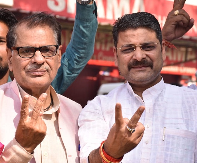 मुरादाबाद में विधायक रितेश गुप्ता ने क‍िया मतदान