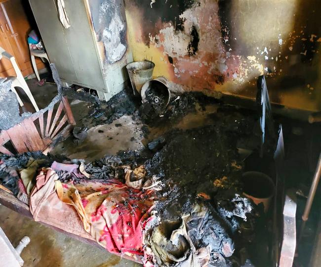 Elderly man dies in fire