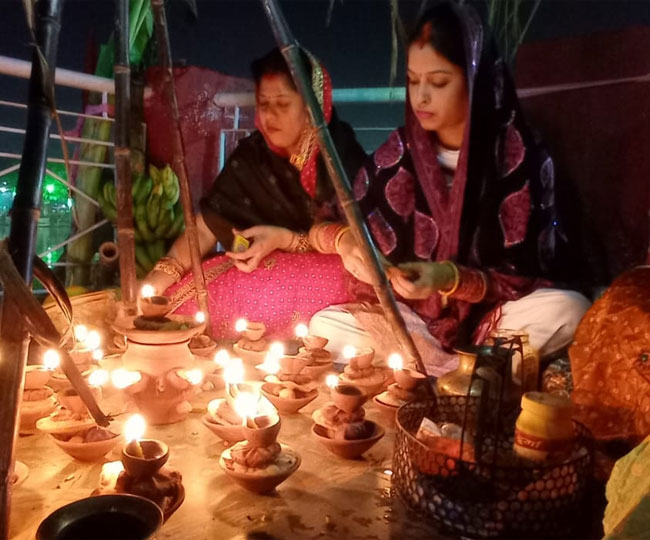 Chat Parb HIGHLIGHTS Chhath Puja in Bihar: पटना में CM नीतीश ने की छठ पूजा, गया ...