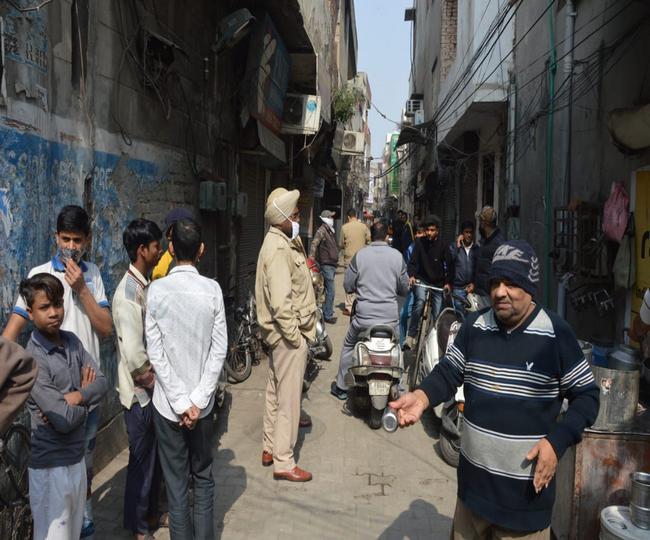 Hardware warehouse elevator