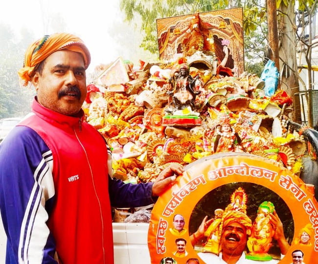 Clean Environment Movement Army immerses one lakh idols in the land in  Lucknow