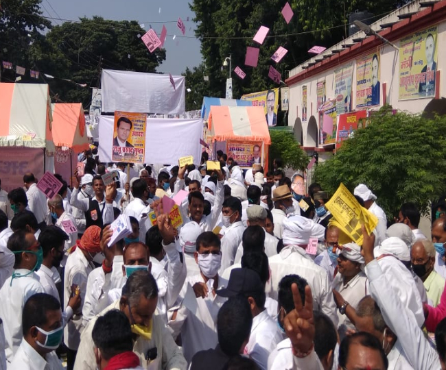 गहमागहमी के बीच शुरू हुआ बार एसोसिएशन का चुनाव, आज ही आएगा परिणाम