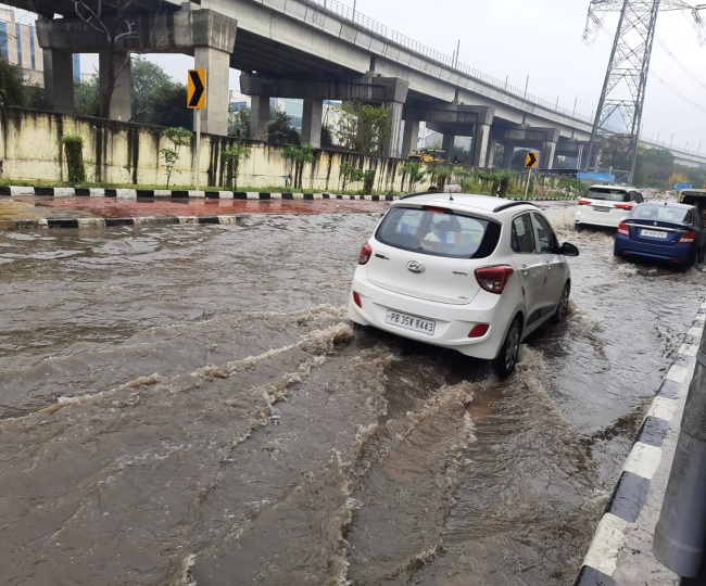 Rain888 दिल्ली के 27 जगह में भरा पानी, मेट्रो, Underpass से लेकर कई मोड़ फुल, नॉएडा, गुड़गाँव आने जाने में भी दिक़्क़त