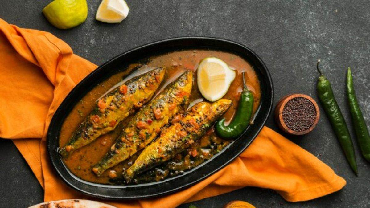 https://www.jagranimages.com/images/newimg/khanakhazana/01_2024-fish_curry.jpg