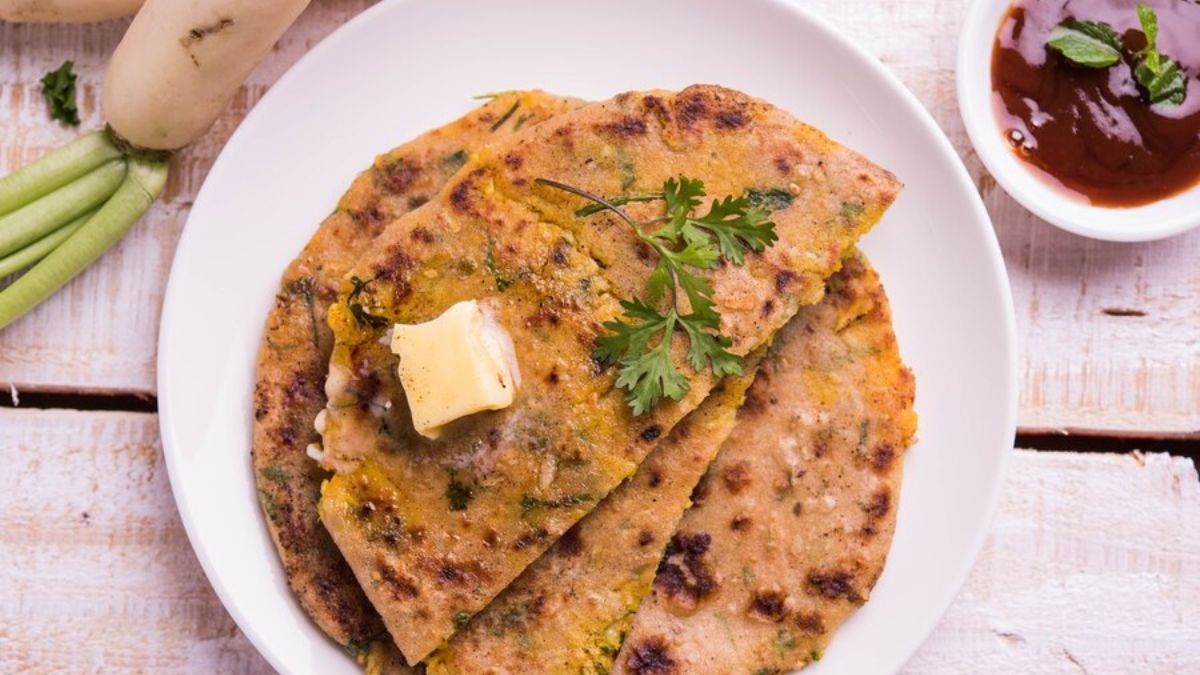aloo paratha recipe how to make aloo paratha with a twist