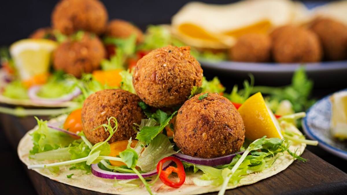 https://www.jagranimages.com/images/newimg/khanakhazana/02_2024-soya_falafel_f.jpg