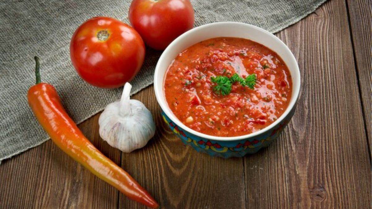 https://www.jagranimages.com/images/newimg/khanakhazana/02_2025-tomato_chutney_(1).jpg