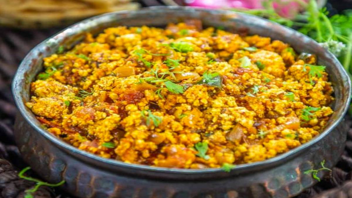https://www.jagranimages.com/images/newimg/khanakhazana/03_2024-paneer_bhurji_recipe-whiskaffair.jpg