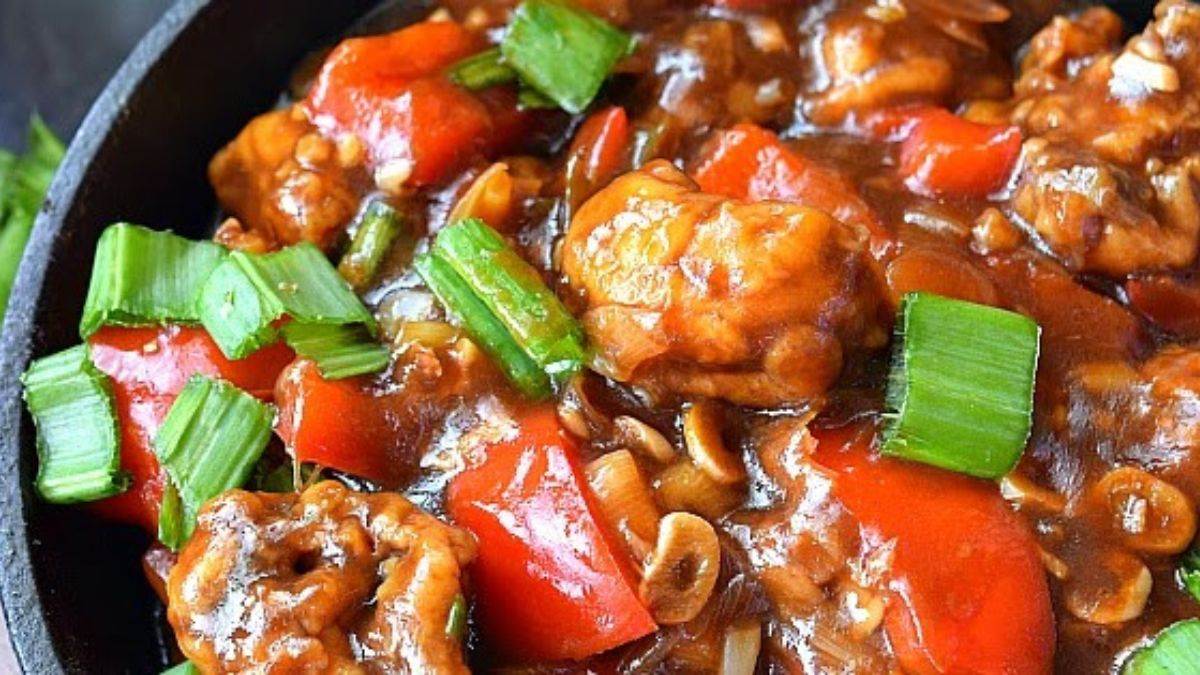 https://www.jagranimages.com/images/newimg/khanakhazana/03_2025-Mushroom_Manchurian_Recipe.jpg