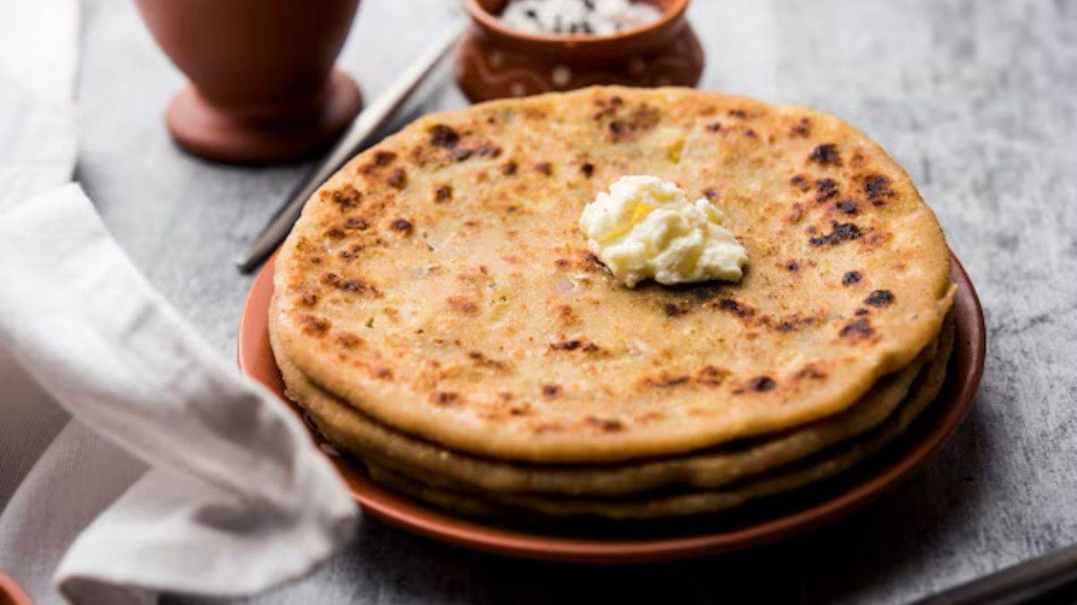 https://www.jagranimages.com/images/newimg/khanakhazana/03_2025-Paneer_paratha.jpg