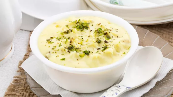 Shrikhand: घर पर बनाएं स्वादिष्ट श्रीखंड, खाकर सभी का दिल हो जाएगा खुश