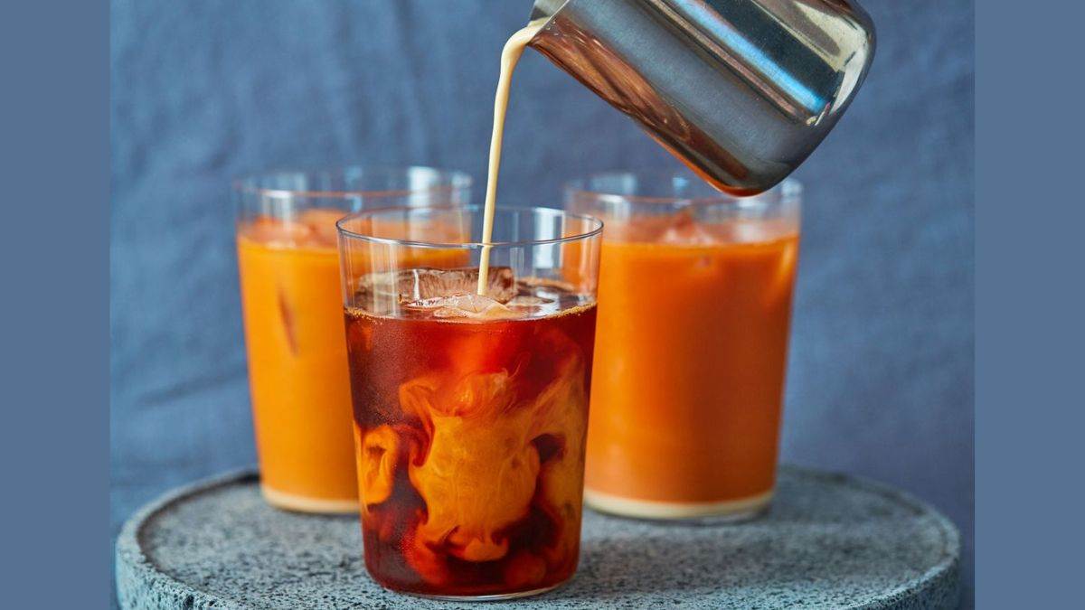 https://www.jagranimages.com/images/newimg/khanakhazana/04_2024-Thai_Iced_Tea.jpg