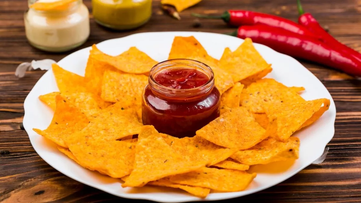 https://www.jagranimages.com/images/newimg/khanakhazana/04_2024-nachos-.jpg