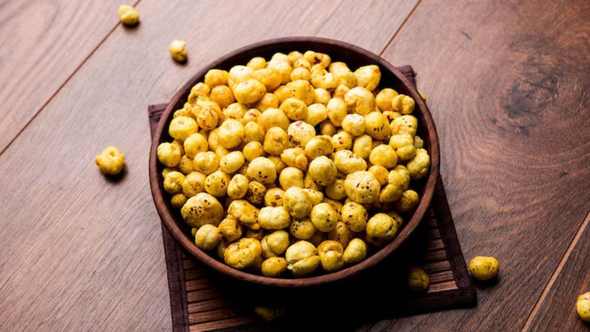 https://www.jagranimages.com/images/newimg/khanakhazana/05_2025-Makhana_Chaat.jpg