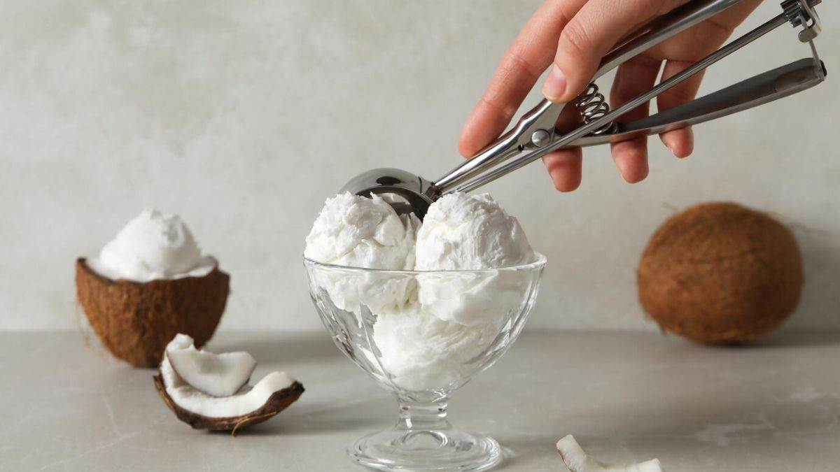 https://www.jagranimages.com/images/newimg/khanakhazana/05_2025-ice_cream_.jpg