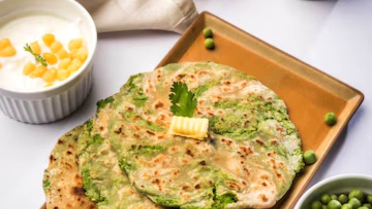 https://www.jagranimages.com/images/newimg/khanakhazana/06_2024-moong_daal_paratha.jpg