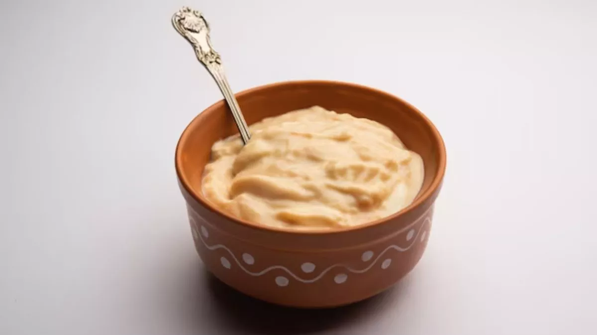 इन 4 चीजों से घर पर बनाएं Mishti Doi, बेहद आसान है रेस‍िपी; खाने में आ जाएगा मजा