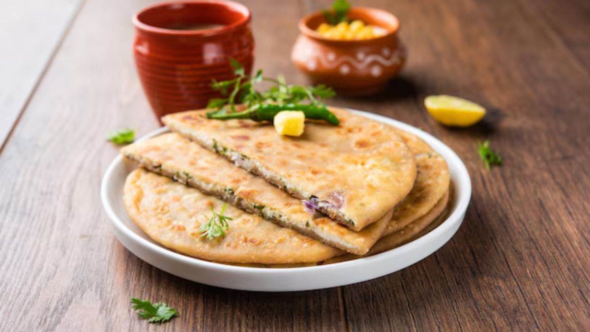 https://www.jagranimages.com/images/newimg/khanakhazana/06_2025-paneer_paratha_.jpg