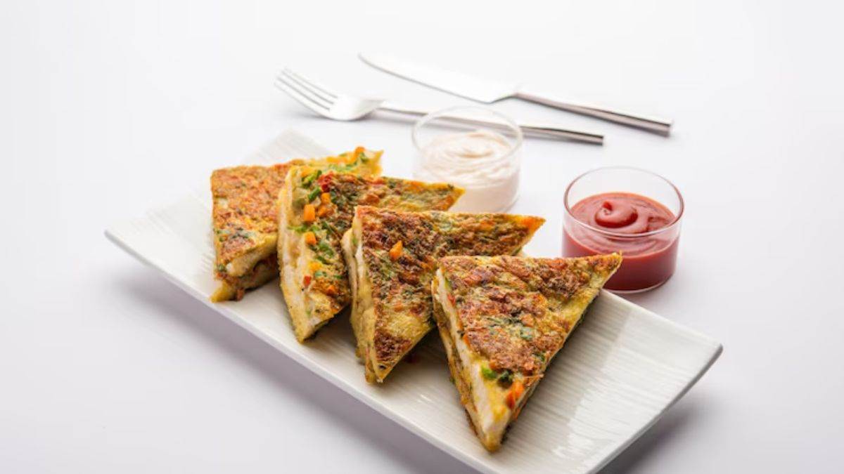 https://www.jagranimages.com/images/newimg/khanakhazana/07_2025-Potato_toast.jpg