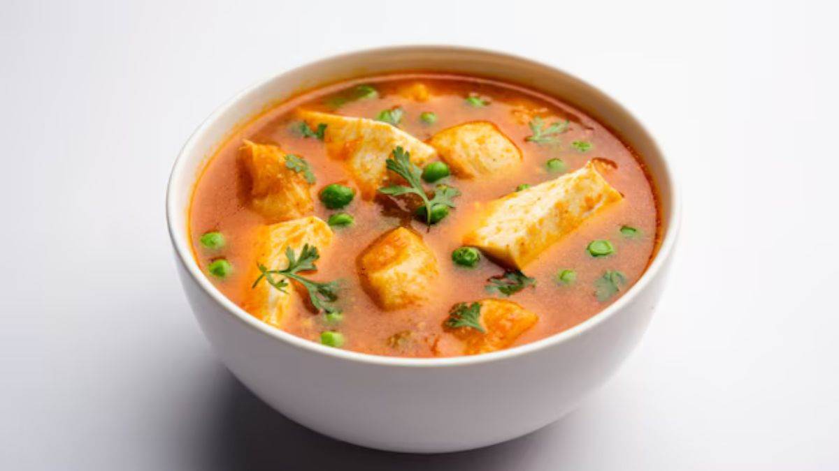 https://www.jagranimages.com/images/newimg/khanakhazana/07_2025-aloo_paneer_masala_recipe.jpg