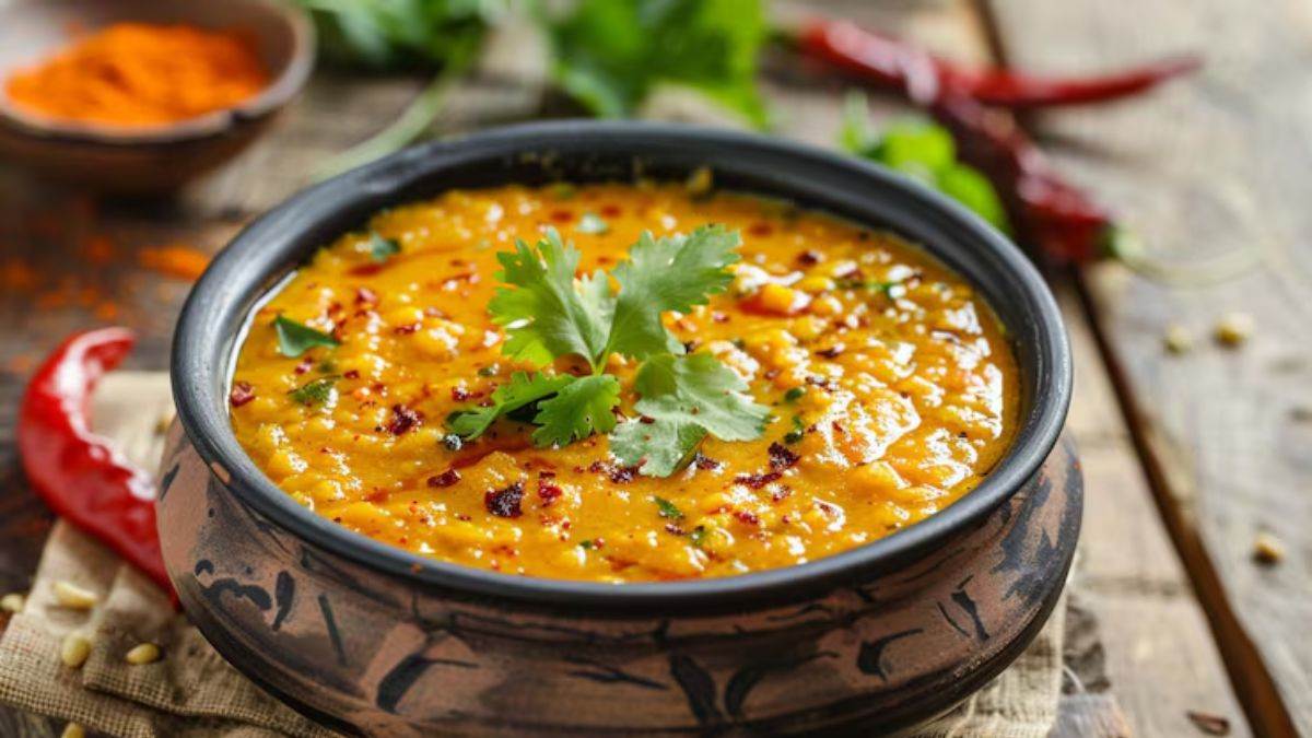 https://www.jagranimages.com/images/newimg/khanakhazana/07_2025-dal_tadka.jpg